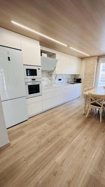 Fantastic Larimar New Apartment Salou Exterior photo